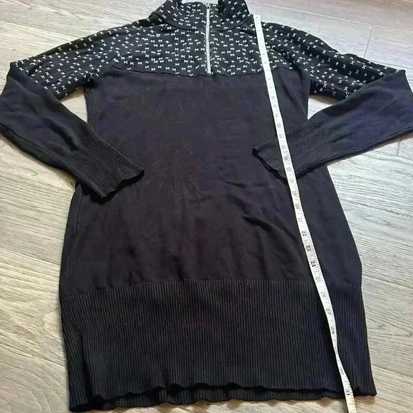 🔥schwiing🔥 | Black  long sleeve sweater dress with 1/4 front zipper - Picture 7 of 13